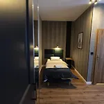 Elegant 4* Познань