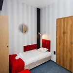 Elegant Aparthotel Poznan