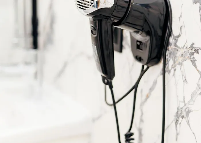 Elegant Апарт-отель 4*